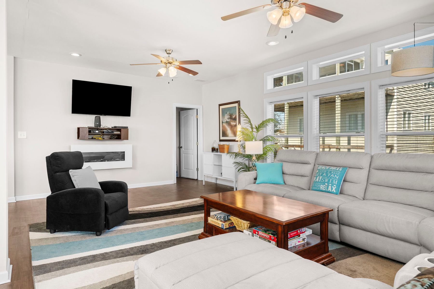  127 Eastview Drive, Emerald Isle, NC 28594 - 物件實景