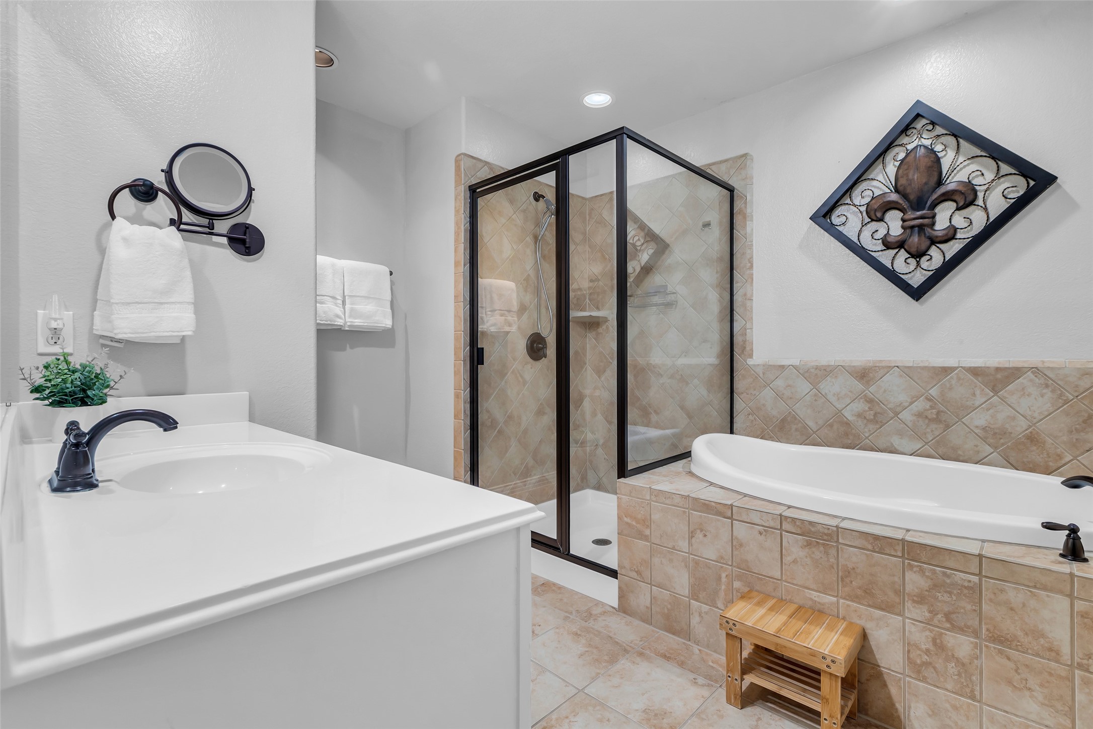 The Woodlands, Texas, 77354, United States, 6 Bedrooms Bedrooms, ,7 BathroomsBathrooms,Residential,For Sale,2001966