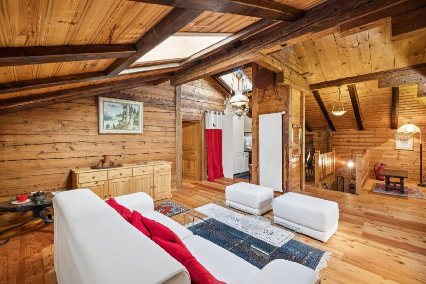  Chalet with two apartments and authentic charm - 物件實景