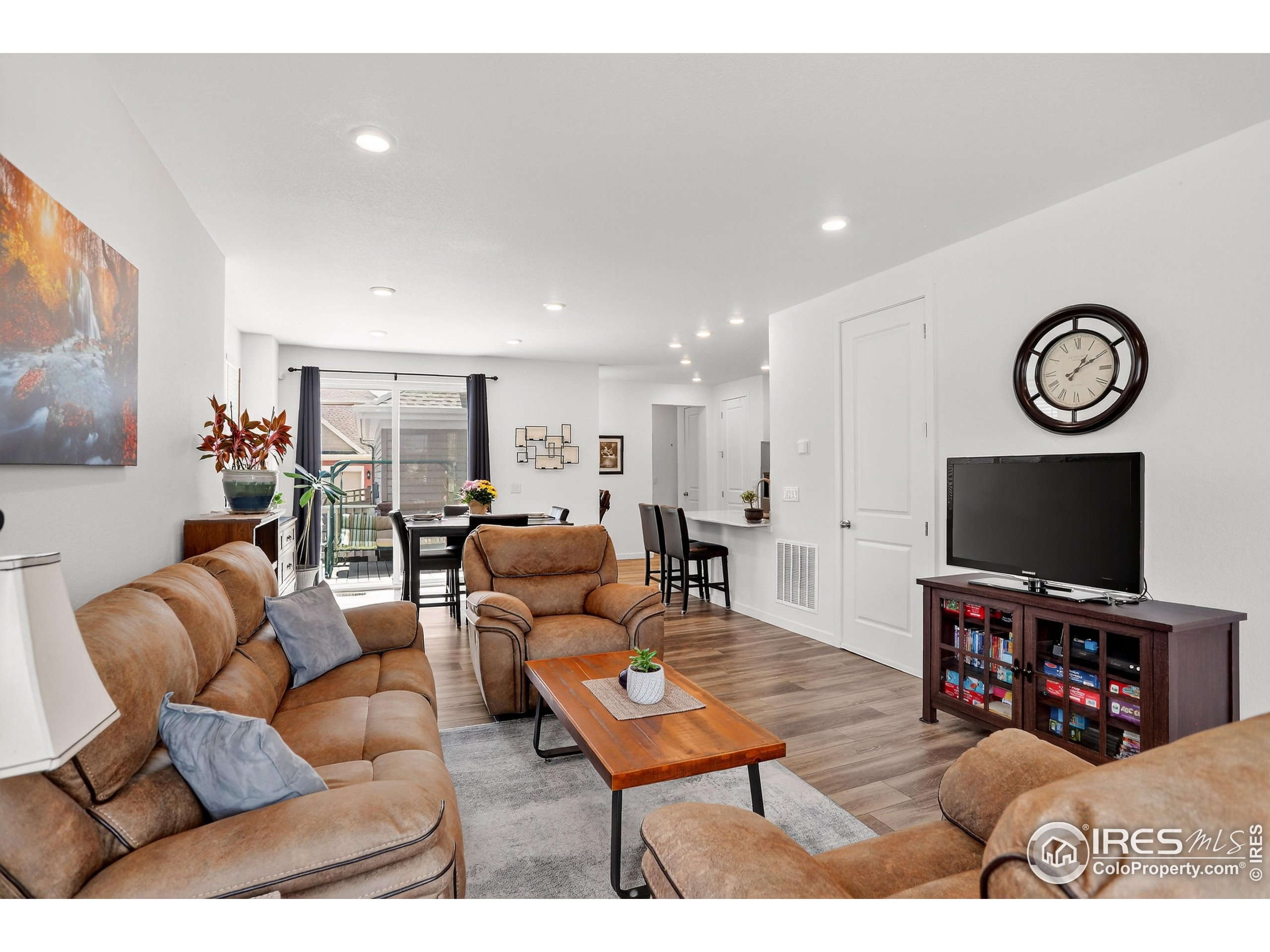Erie, Colorado, 80516, United States, 3 Bedrooms Bedrooms, ,2 BathroomsBathrooms,Residential,For Sale,1912360