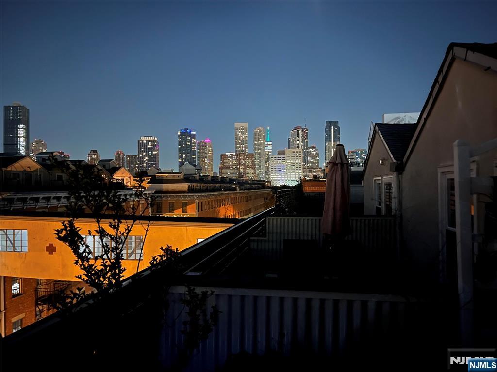 Jersey City, New Jersey, 07302, United States, 2 Bedrooms Bedrooms, ,2 BathroomsBathrooms,Residential,For Sale,1927201