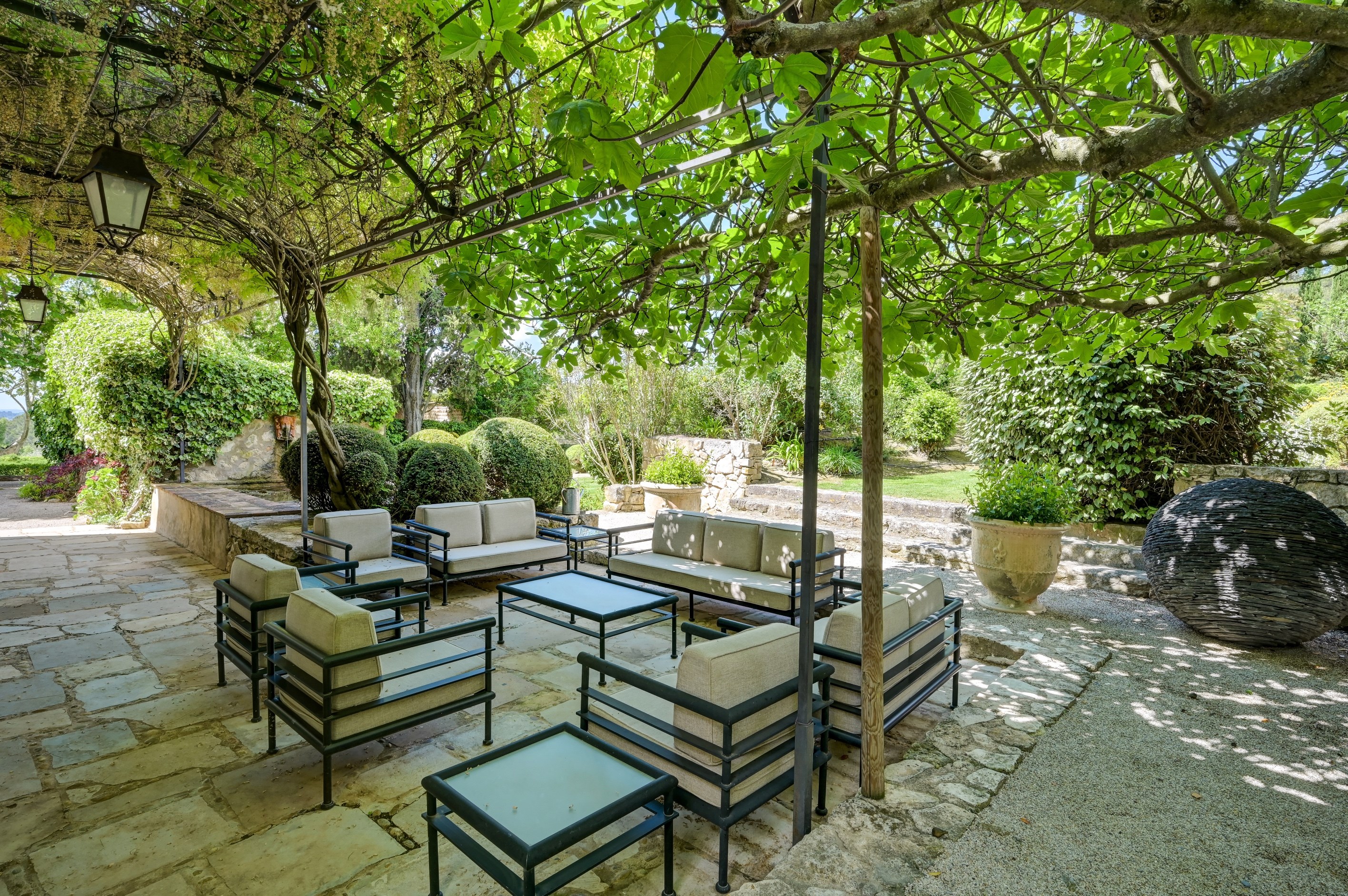  Just Minutes from the Centre of Aix-en-Provence  Exceptional 600 sq.m Bastide … - 物件實景