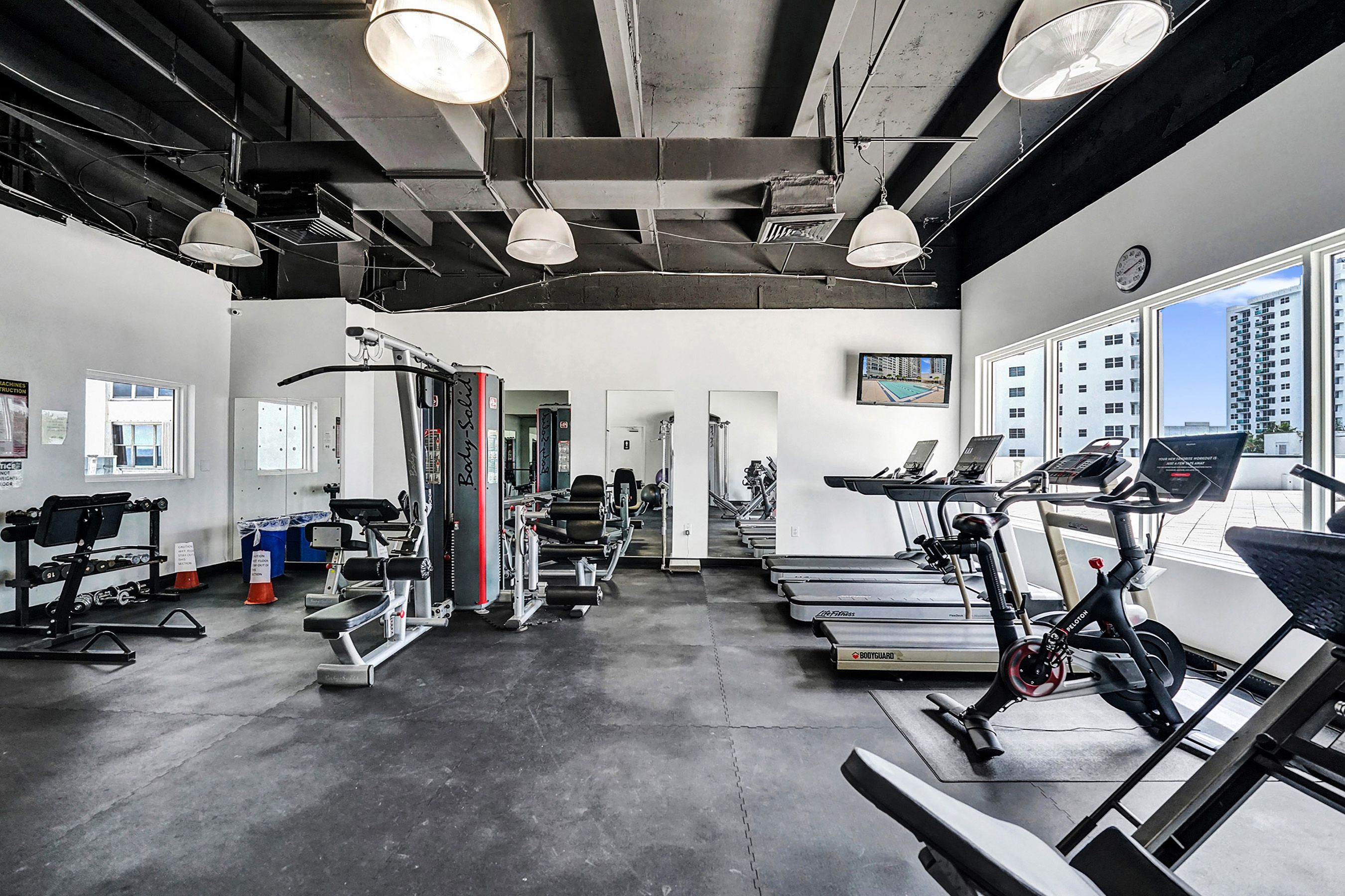  2751 S Ocean Drive, Hollywood, FL, 33019 - 物件實景