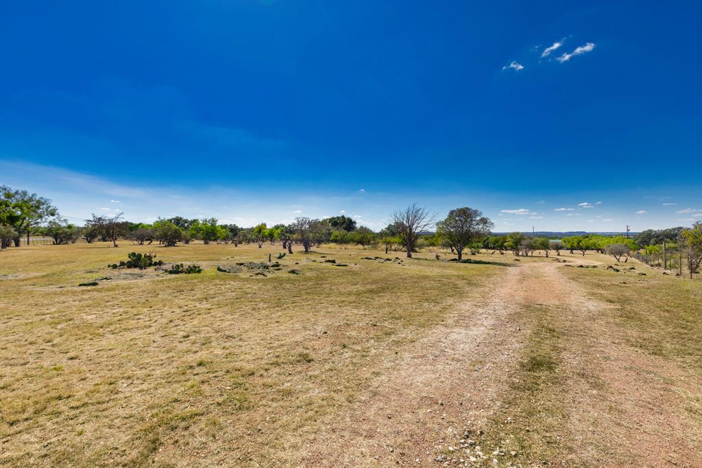 Fredericksburg, Texas, 78624, United States, 3 Bedrooms Bedrooms, ,2 BathroomsBathrooms,Residential,For Sale,1982918