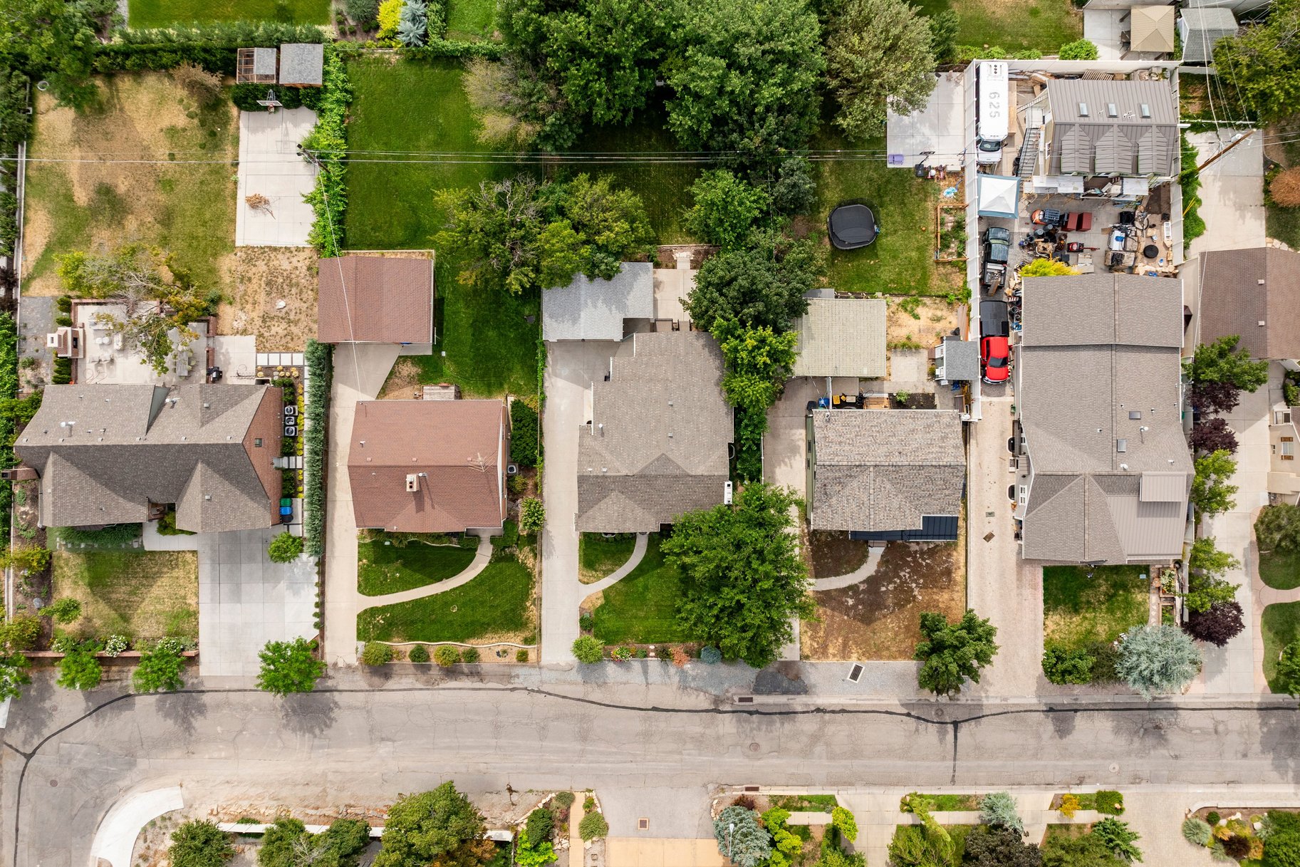  Timeless Charm in the Heart of East Millcreek - 物件實景