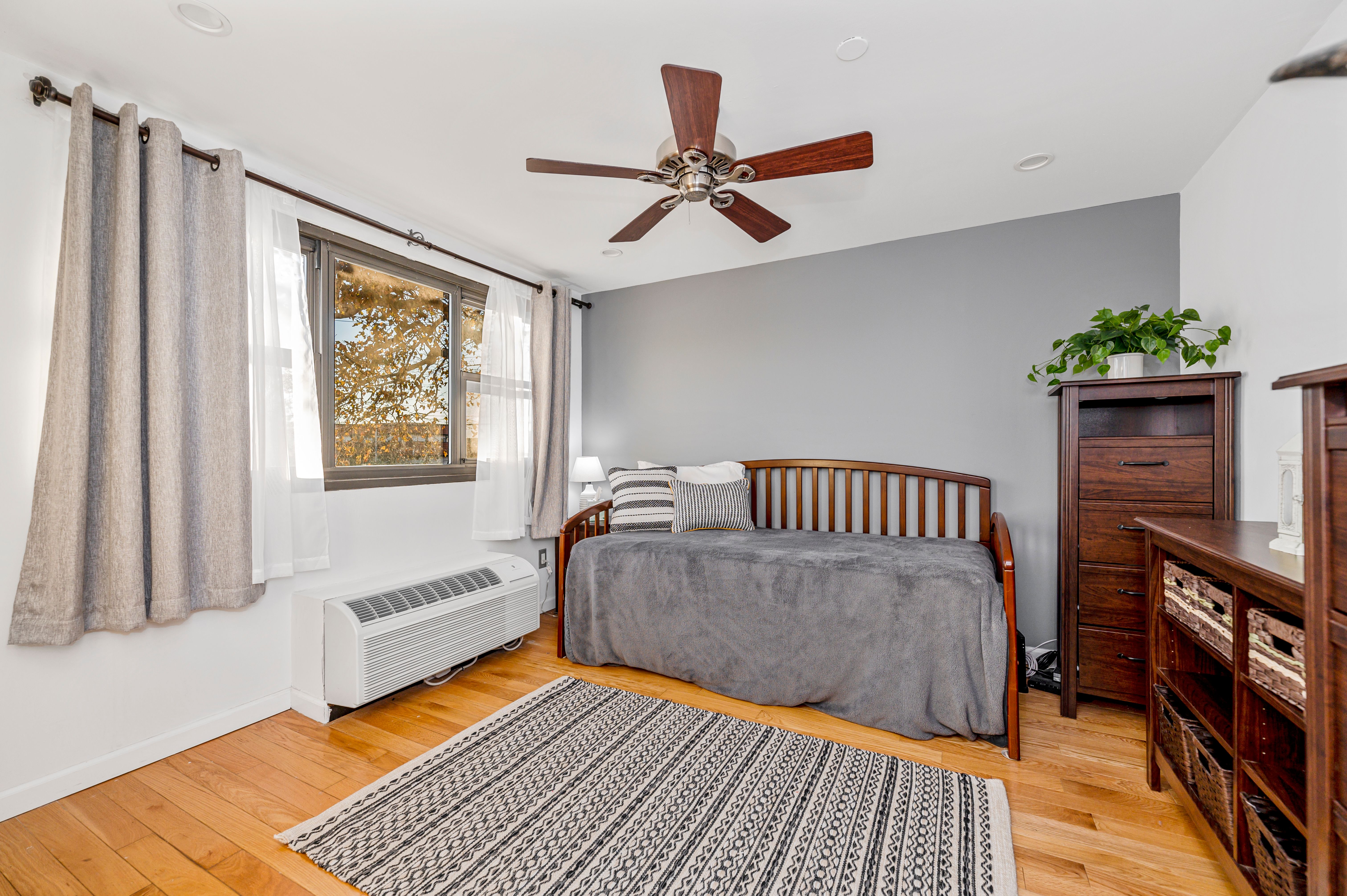  185 W Park Avenue, Long Beach, NY, 11561 - 物件實景