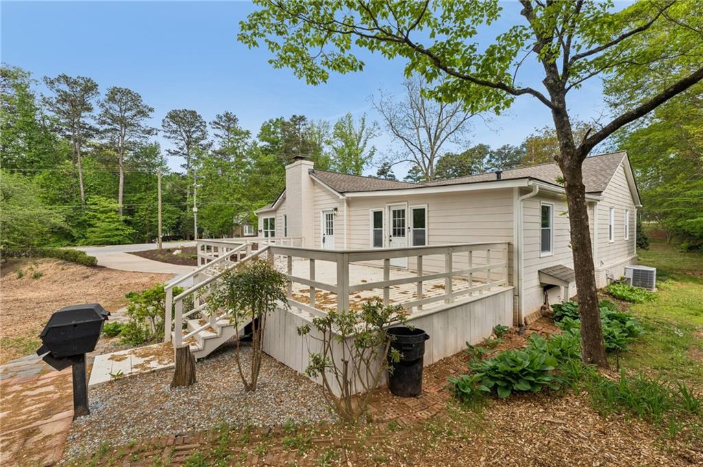 Atlanta, Georgia, 30338, United States, 3 Bedrooms Bedrooms, ,2 BathroomsBathrooms,Residential,For Sale,2037309
