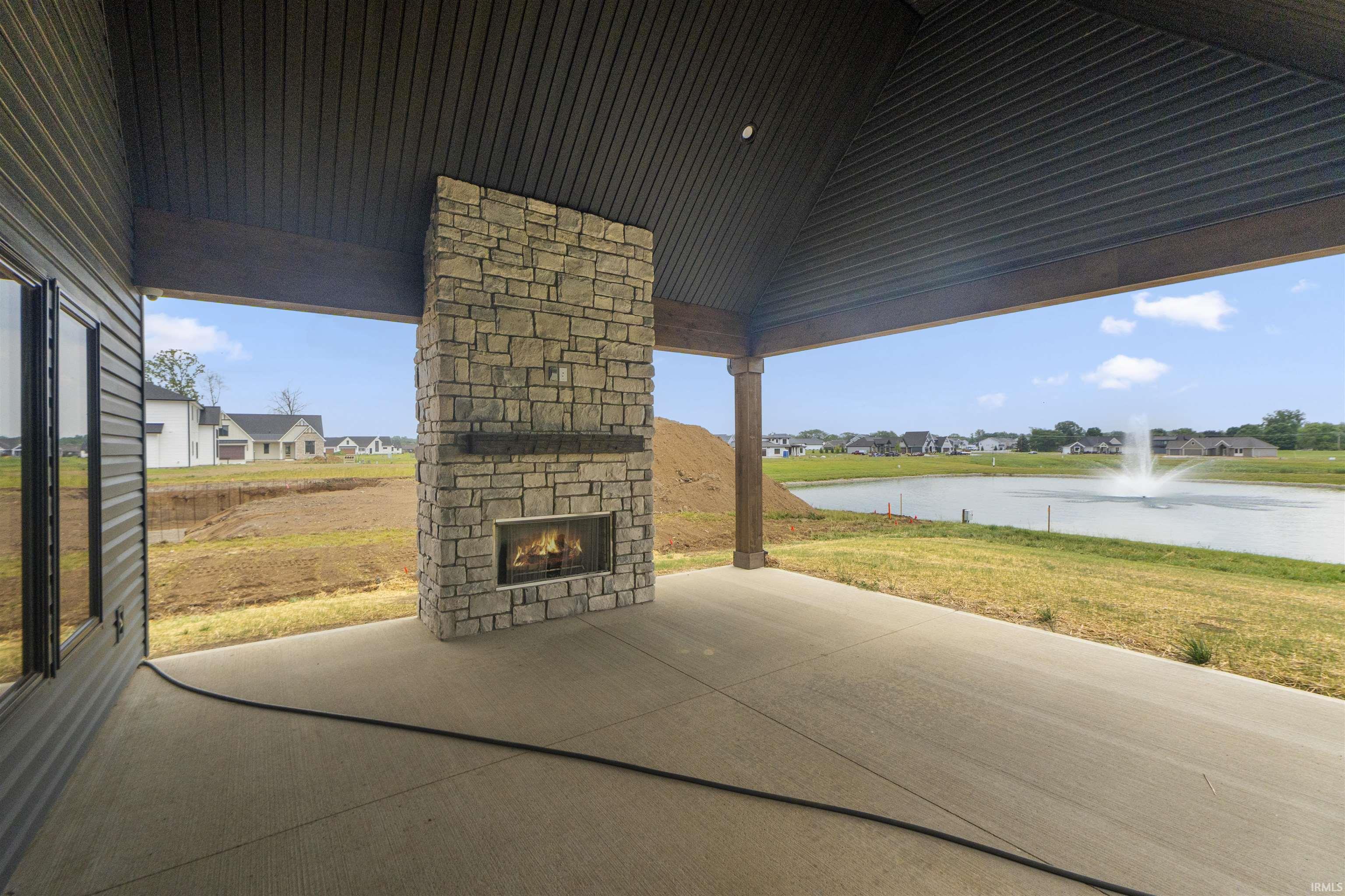 Huntertown, Indiana, 46748, United States, 4 Bedrooms Bedrooms, ,4 BathroomsBathrooms,Residential,For Sale,1977042