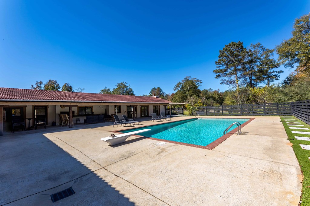 Waverly Hall, Georgia, 31831, United States, 5 Bedrooms Bedrooms, ,4 BathroomsBathrooms,Residential,For Sale,1987749