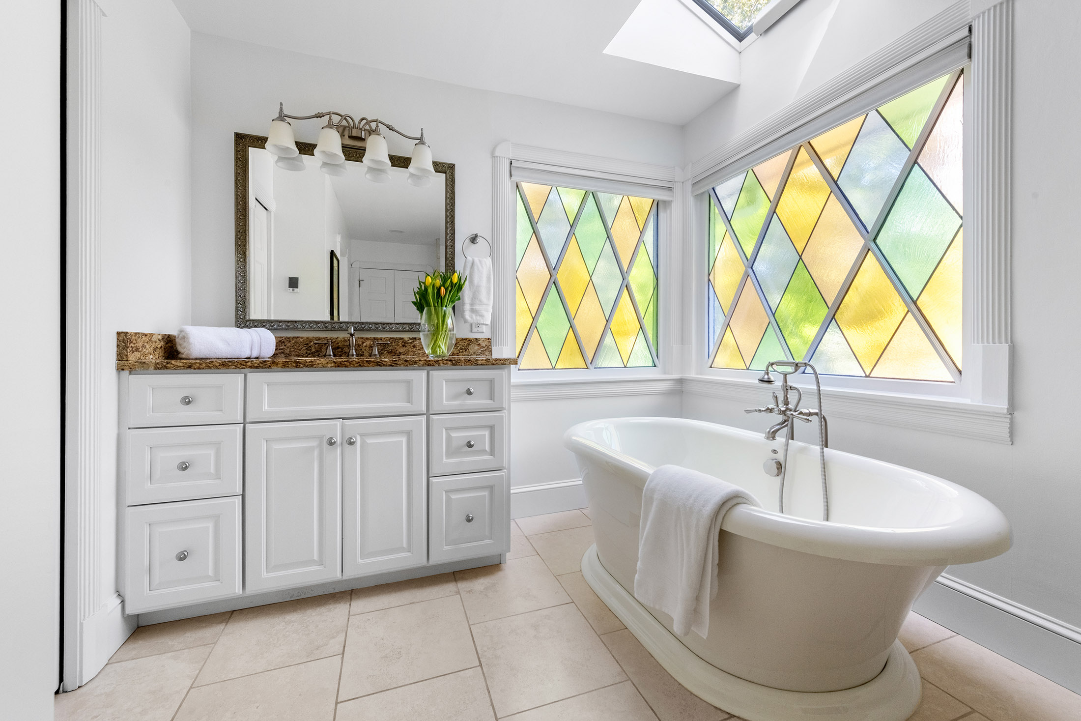  Charming Ranch Home with Heated Pool in a Great Sandy Springs Location - 物件實景