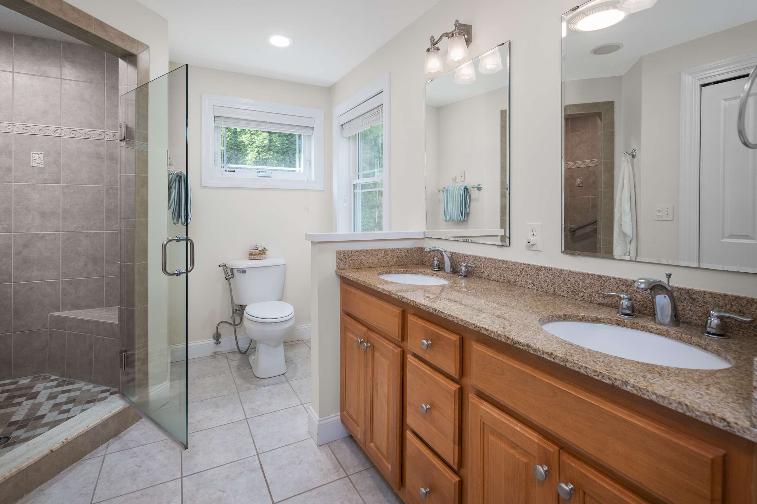  Immaculate Home in 55+ Bayberry Ridge HOA in York Beach - 物件實景