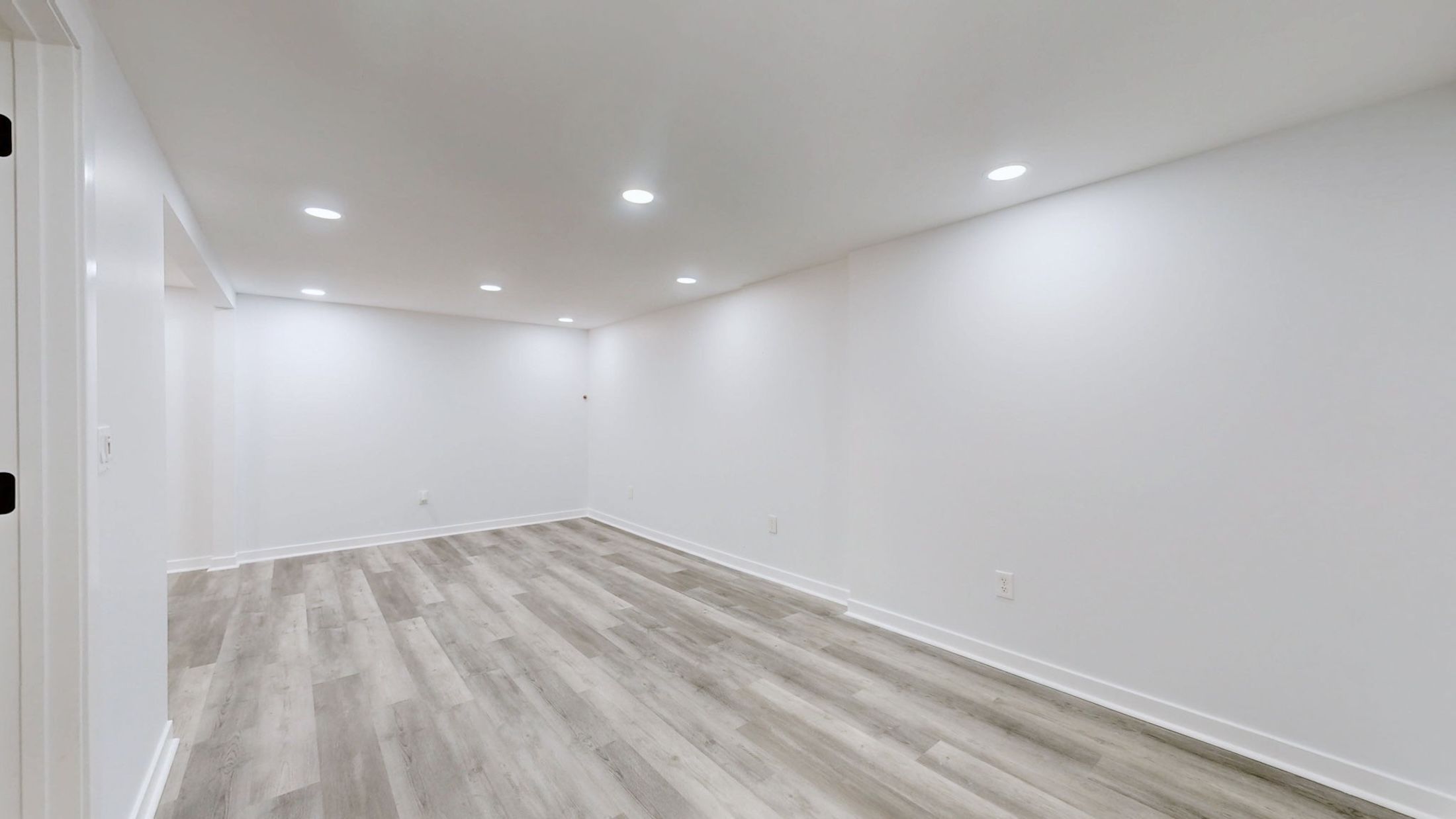  9092 E 40 Rd, Bon Aqua, TN, 37025 - 物件實景