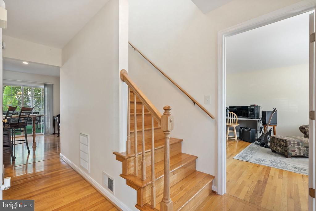 Winchester, Virginia, 22601, United States, 3 Bedrooms Bedrooms, ,3 BathroomsBathrooms,Residential,For Sale,1906316