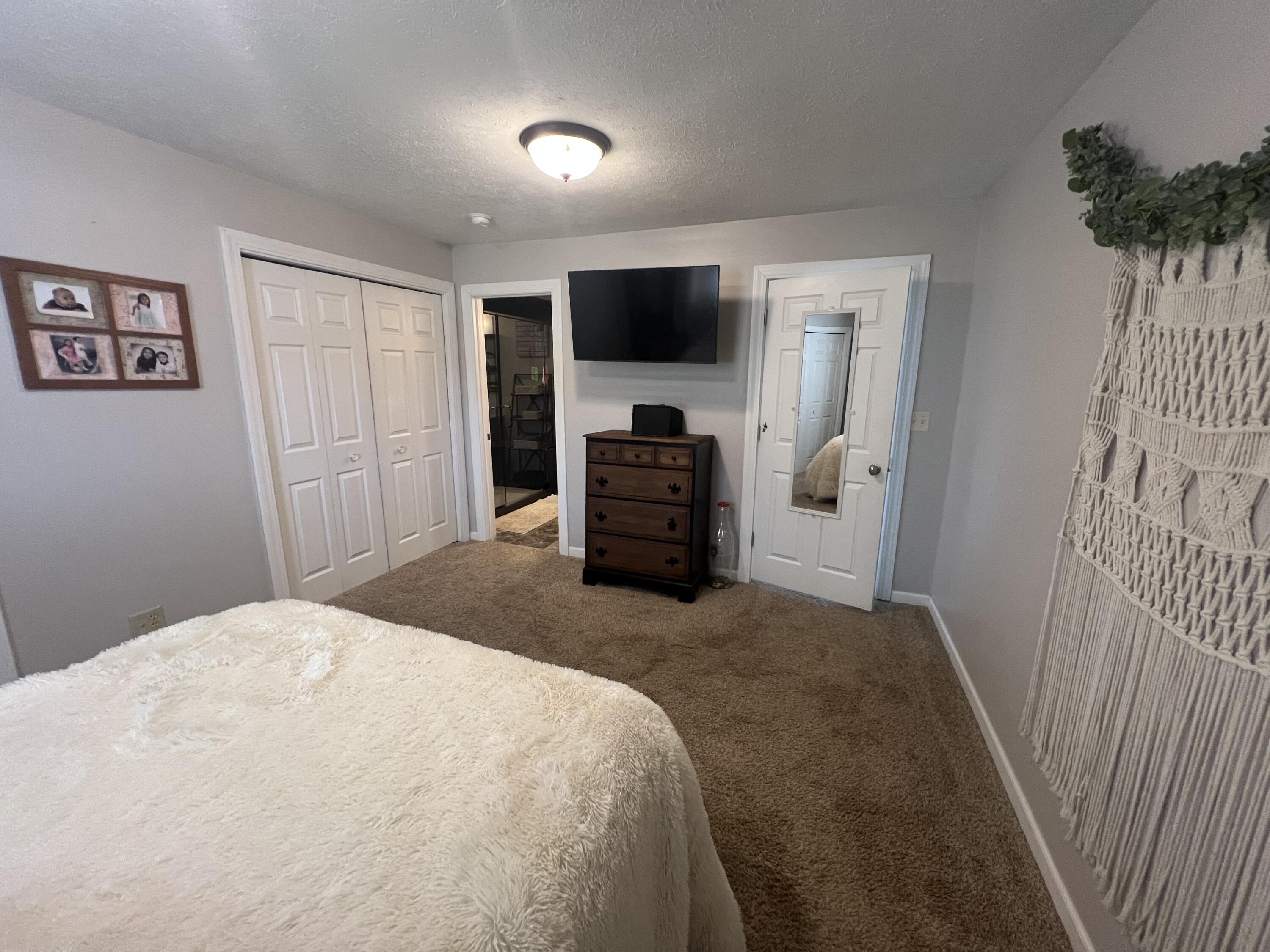 Fremont, Michigan, 49412, United States, 3 Bedrooms Bedrooms, ,2 BathroomsBathrooms,Residential,For Sale,1743034