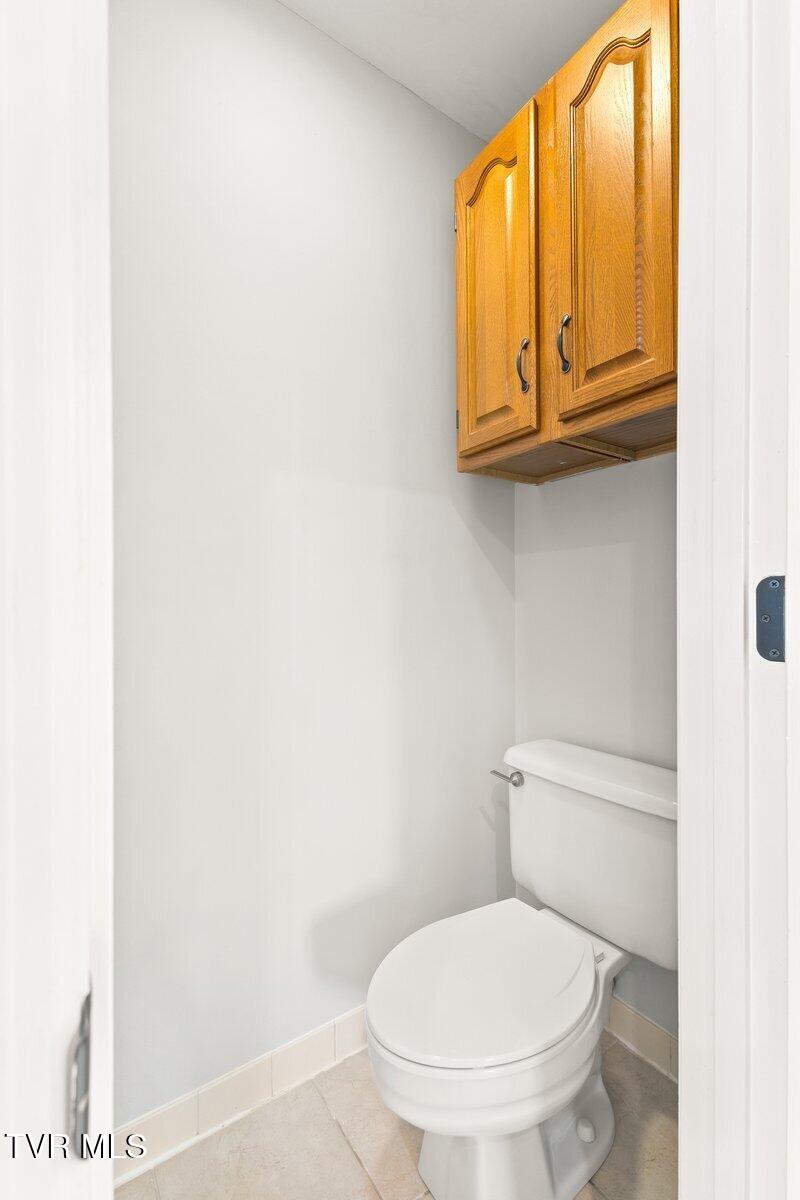 Gray, Tennessee, 37615, United States, 4 Bedrooms Bedrooms, ,3 BathroomsBathrooms,Residential,For Sale,1979136