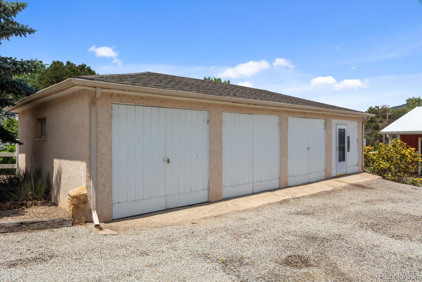 Howard, Colorado, 81233, United States, 4 Bedrooms Bedrooms, ,1 BathroomBathrooms,Residential,For Sale,1900759