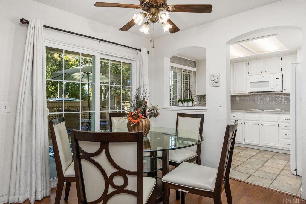 Vista, California, 92081, United States, 2 Bedrooms Bedrooms, ,2 BathroomsBathrooms,Residential,For Sale,1989582