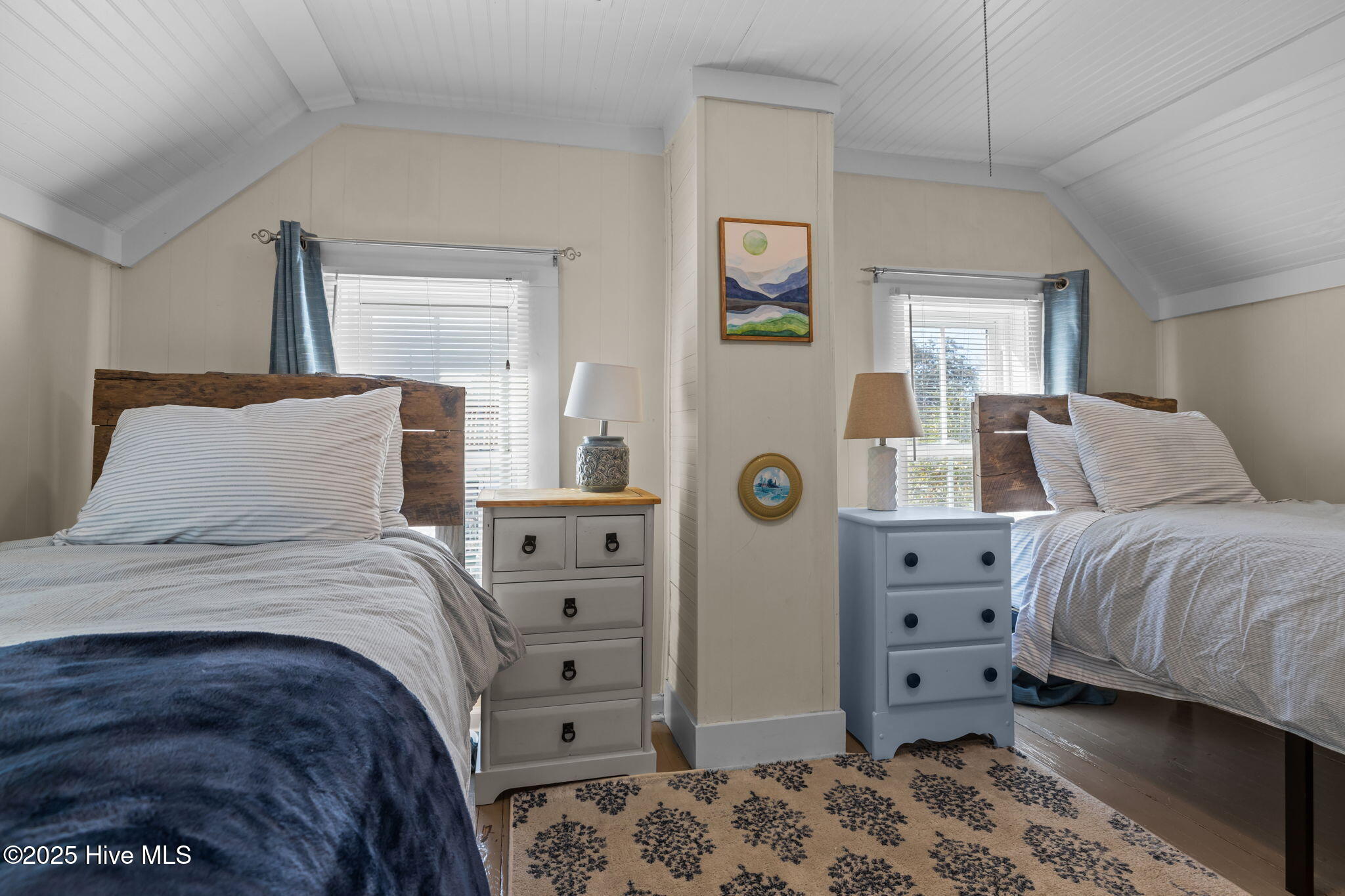 Beaufort, North Carolina, 28516, United States, 3 Bedrooms Bedrooms, ,2 BathroomsBathrooms,Residential,For Sale,1994463