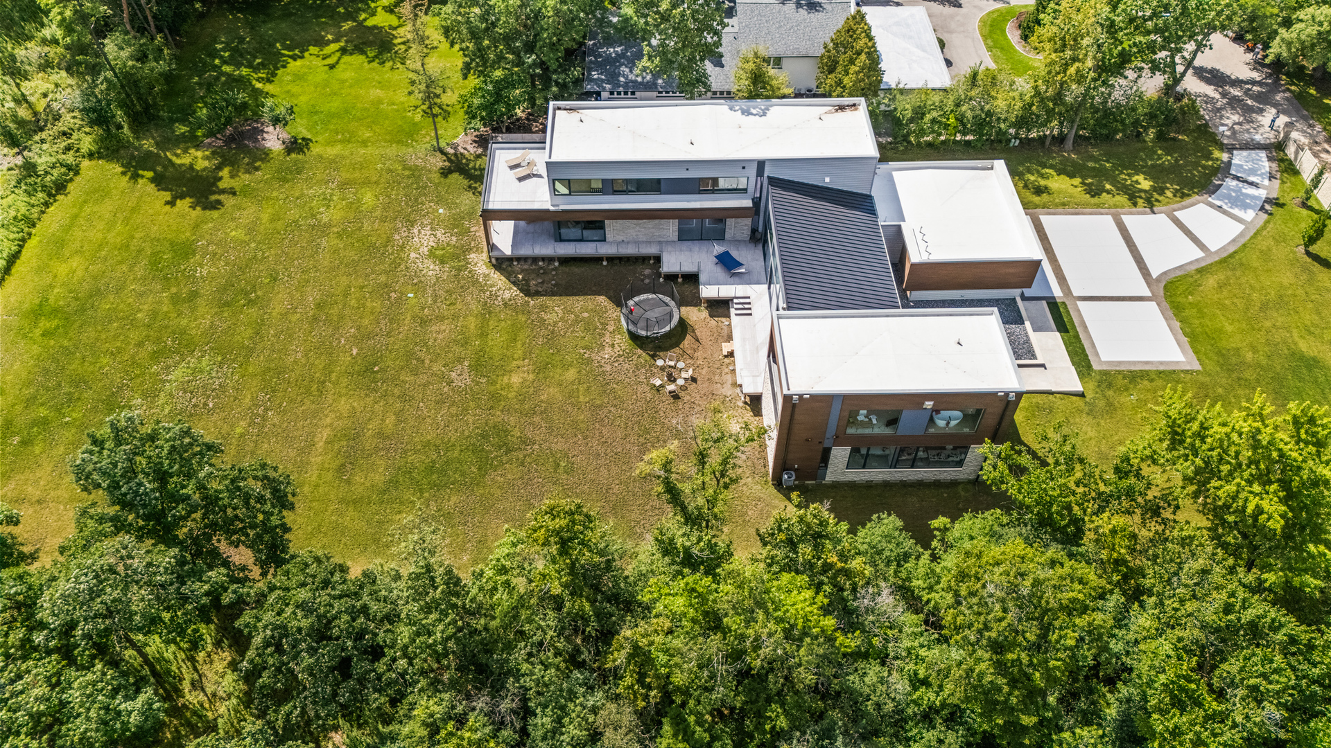 Glenview, Illinois, 60025, United States, 6 Bedrooms Bedrooms, ,8 BathroomsBathrooms,Residential,For Sale,1941643