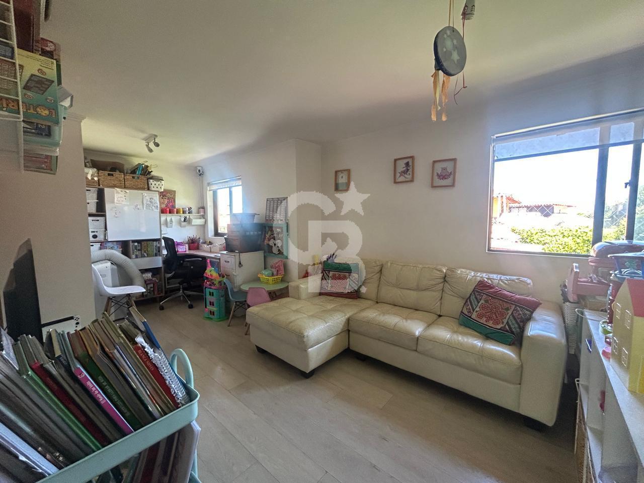 Lo Barnechea, Chile, 5 Bedrooms Bedrooms, ,4 BathroomsBathrooms,Residential,For Sale,1966346