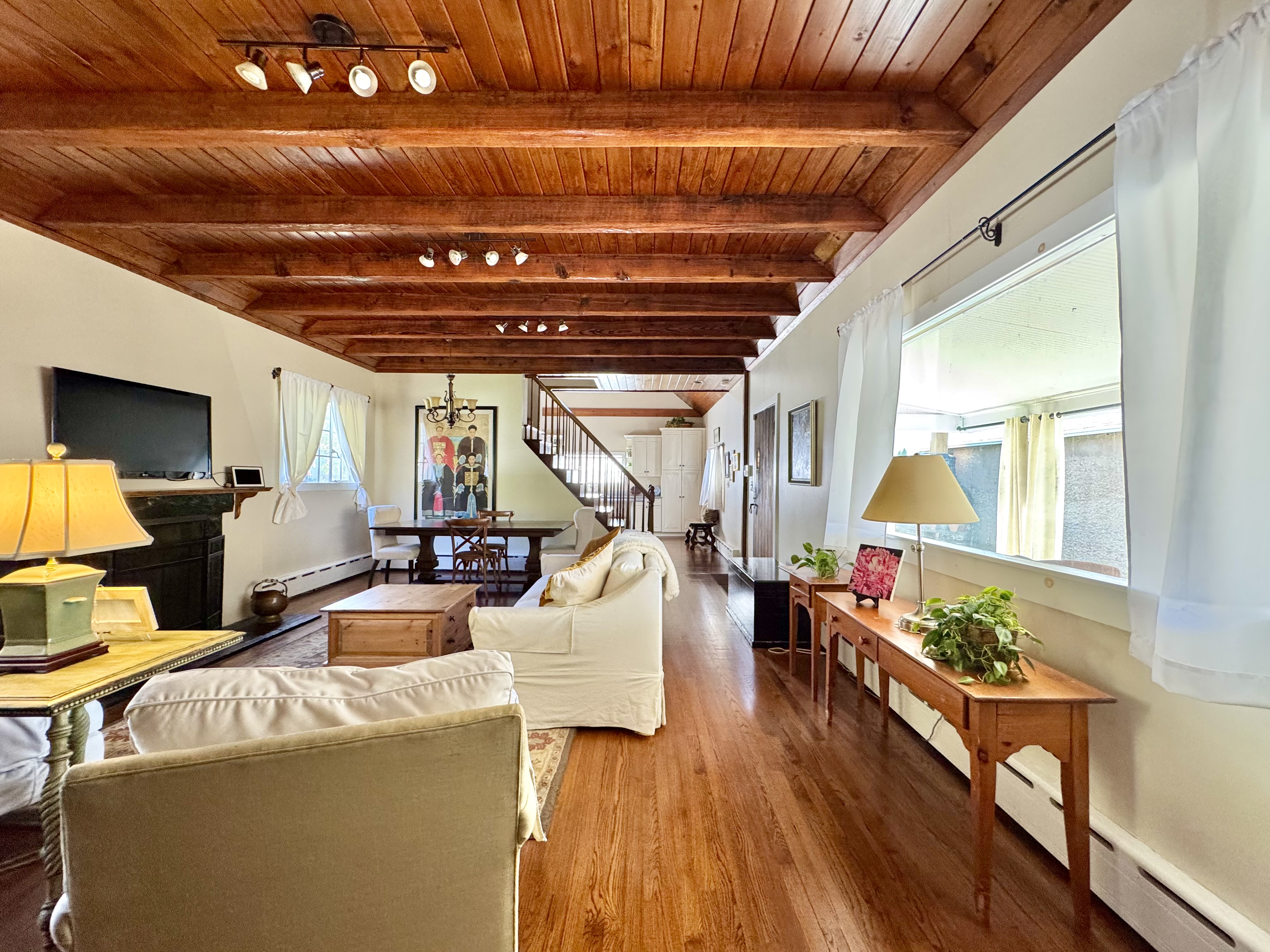 Catskill, New York, 12414, United States, 3 Bedrooms Bedrooms, ,2 BathroomsBathrooms,Residential,For Sale,1990409