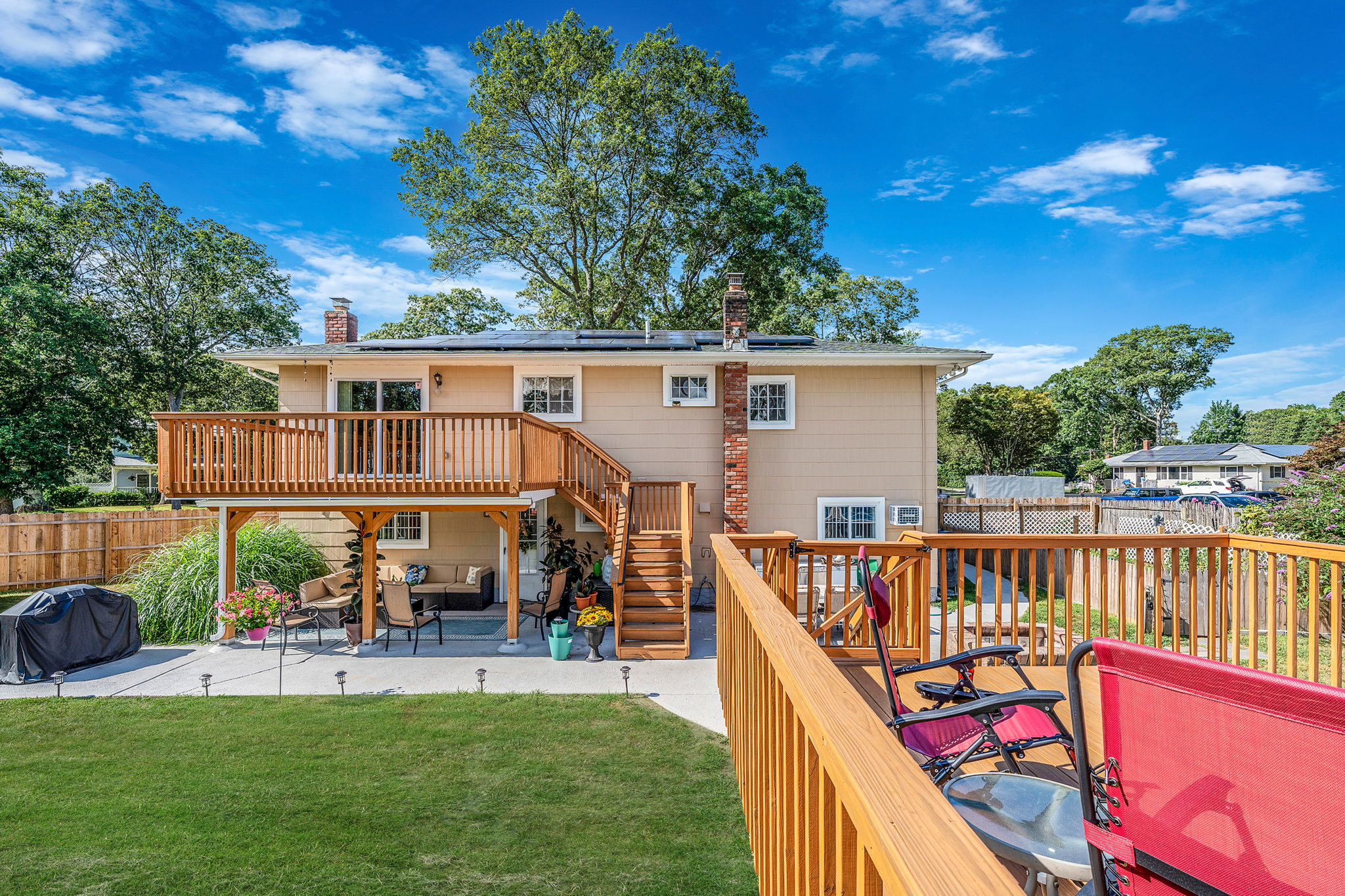 Holbrook, New York, 11741, United States, 4 Bedrooms Bedrooms, ,2 BathroomsBathrooms,Residential,For Sale,1921104