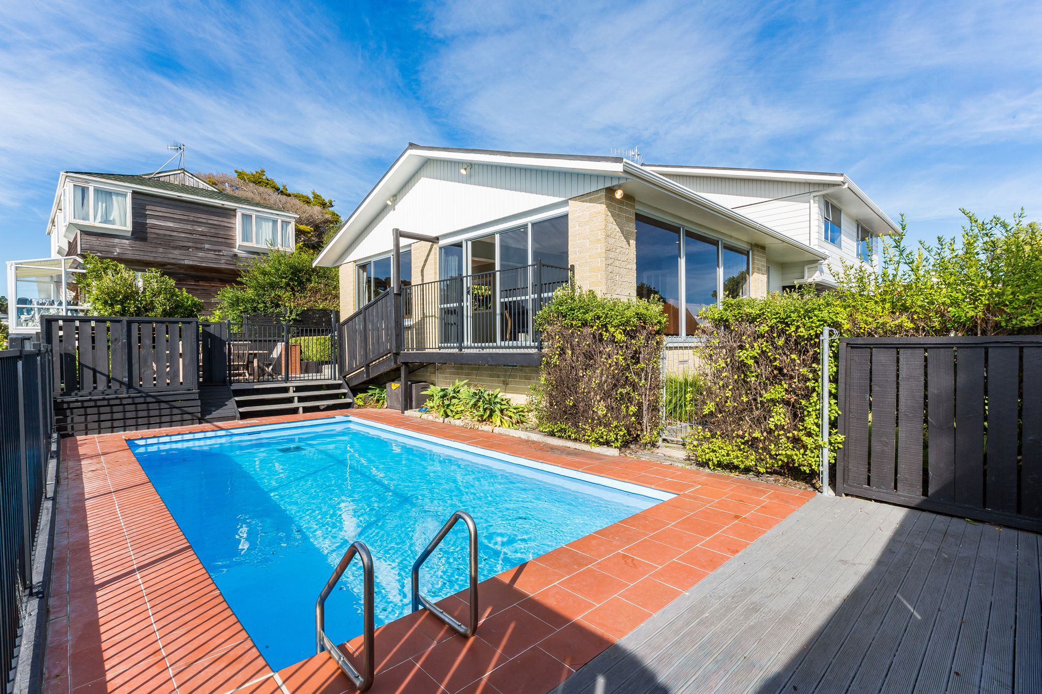  11 Spinnaker Drive, Whitby - 物件實景