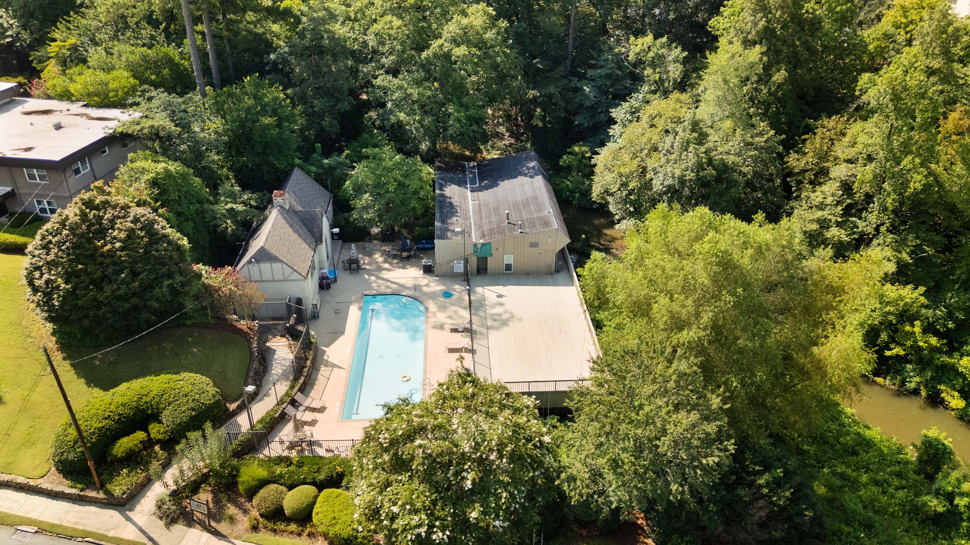  Beautifully Updated Condo in Prime Buckhead Location - 物件實景