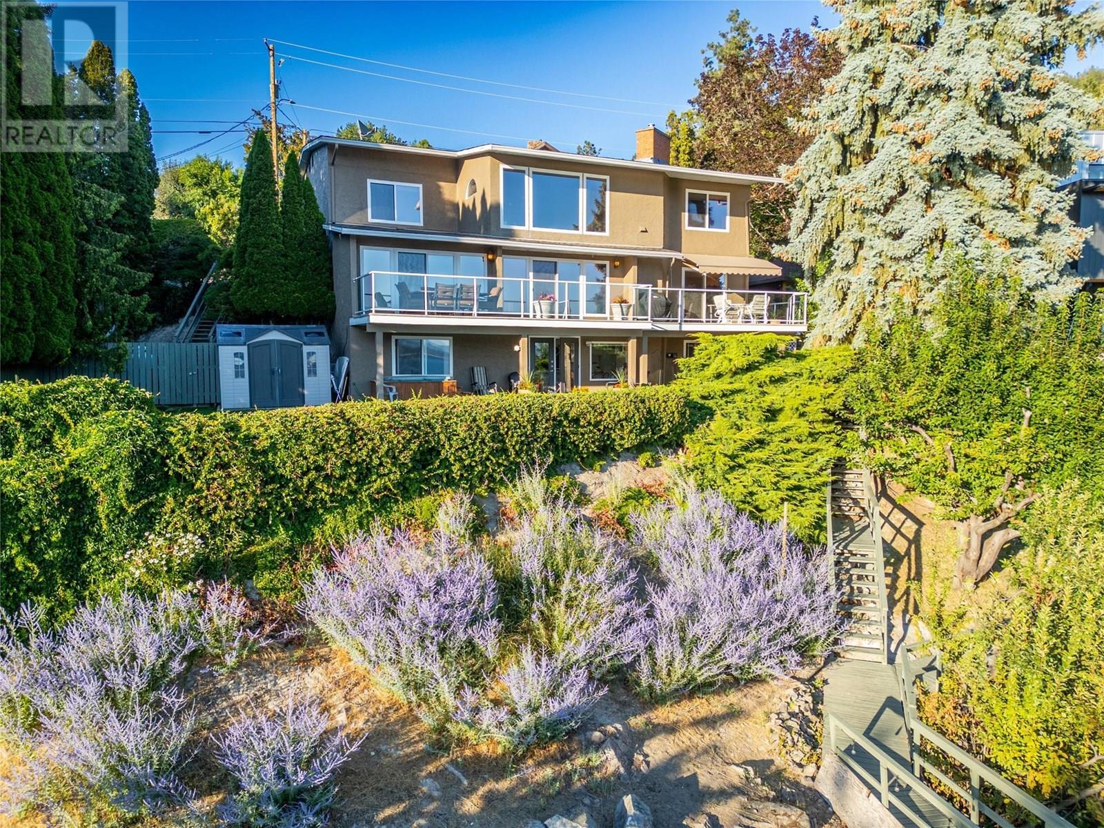 KELOWNA, British Columbia, V1V 2C3, CA, 5 Bedrooms Bedrooms, ,2 BathroomsBathrooms,Residential,For Sale,1911113