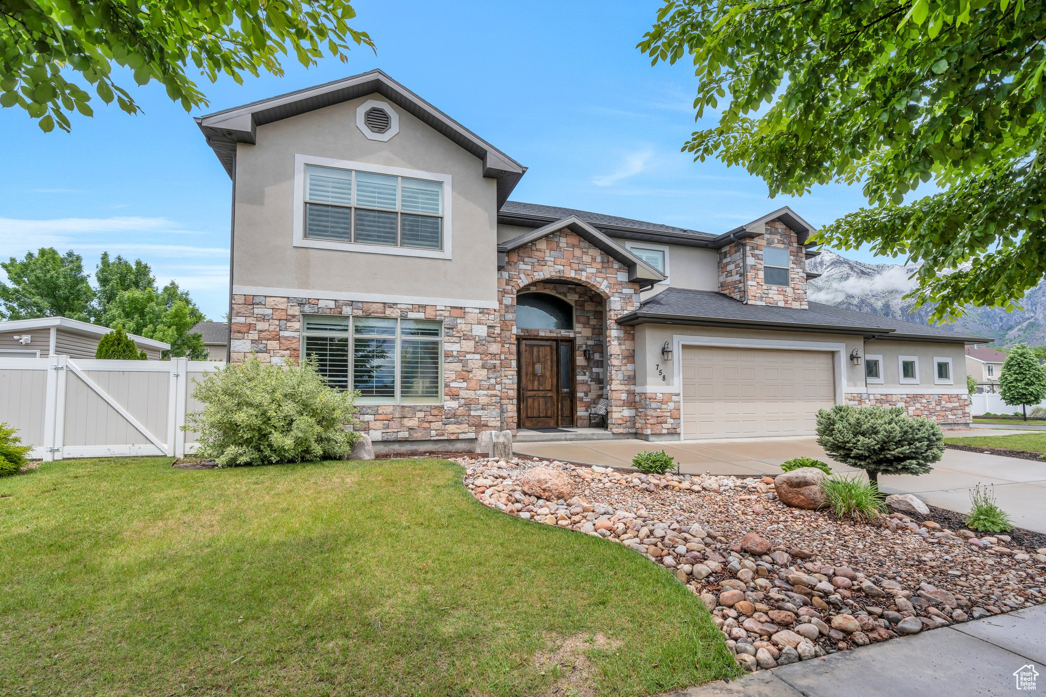 Springville, Utah, 84663, United States, 5 Bedrooms Bedrooms, ,5 BathroomsBathrooms,Residential,For Sale,1829365