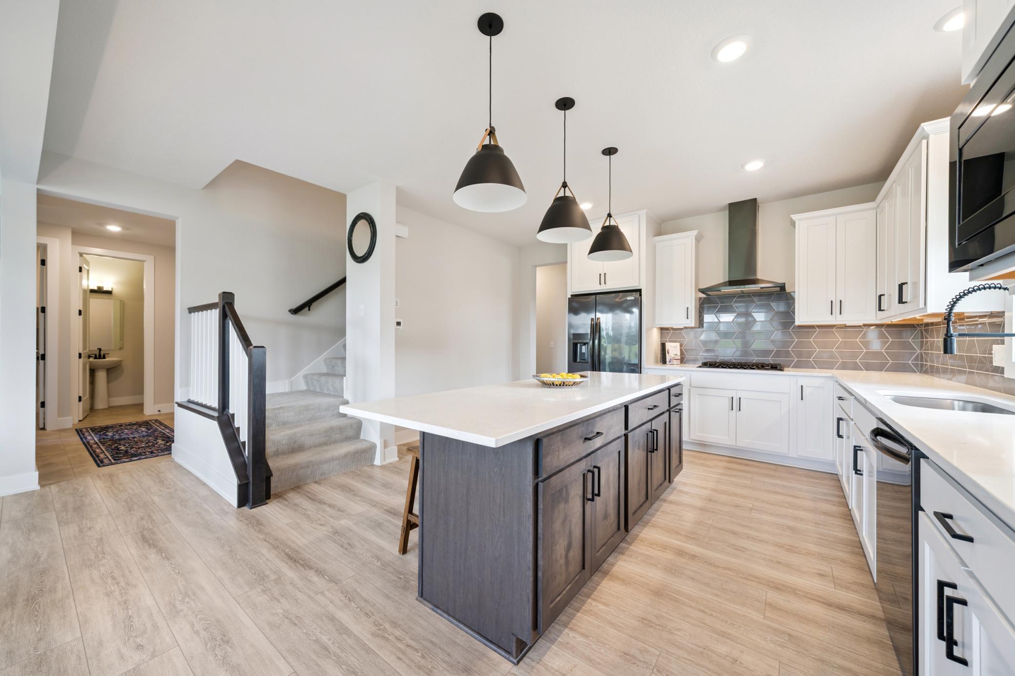 Prior Lake, Minnesota, 55372, United States, 6 Bedrooms Bedrooms, ,2 BathroomsBathrooms,Residential,For Sale,1901100