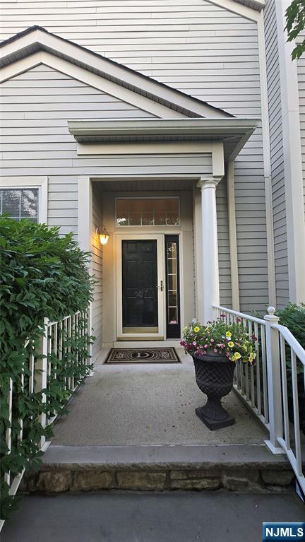 North Haledon, New Jersey, 07508, United States, 4 Bedrooms Bedrooms, ,4 BathroomsBathrooms,Residential,For Sale,1868915