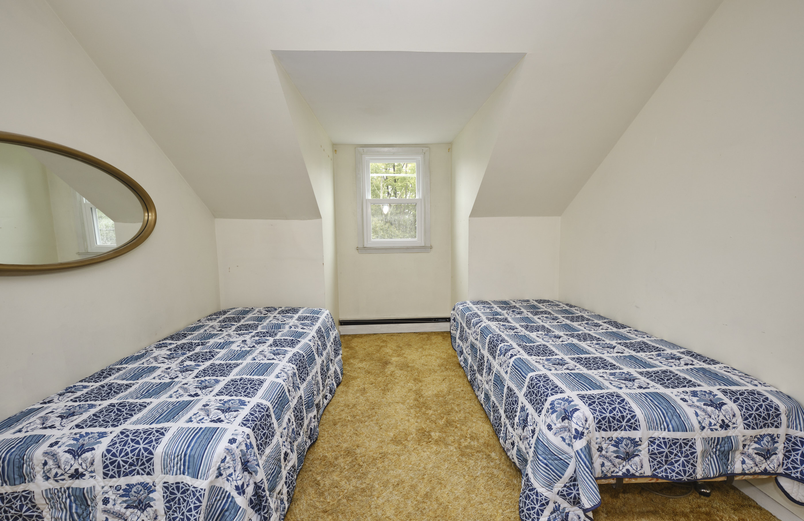 New Hyde Park, New York, 11040, United States, 4 Bedrooms Bedrooms, ,3 BathroomsBathrooms,Residential,For Sale,1977878