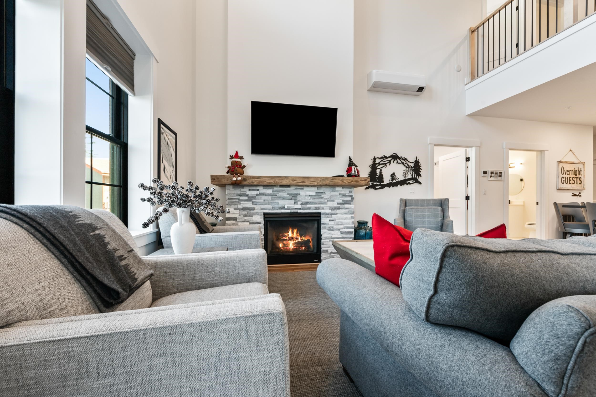 Conway, New Hampshire, 03860, United States, 3 Bedrooms Bedrooms, ,2 BathroomsBathrooms,Residential,For Sale,1991072