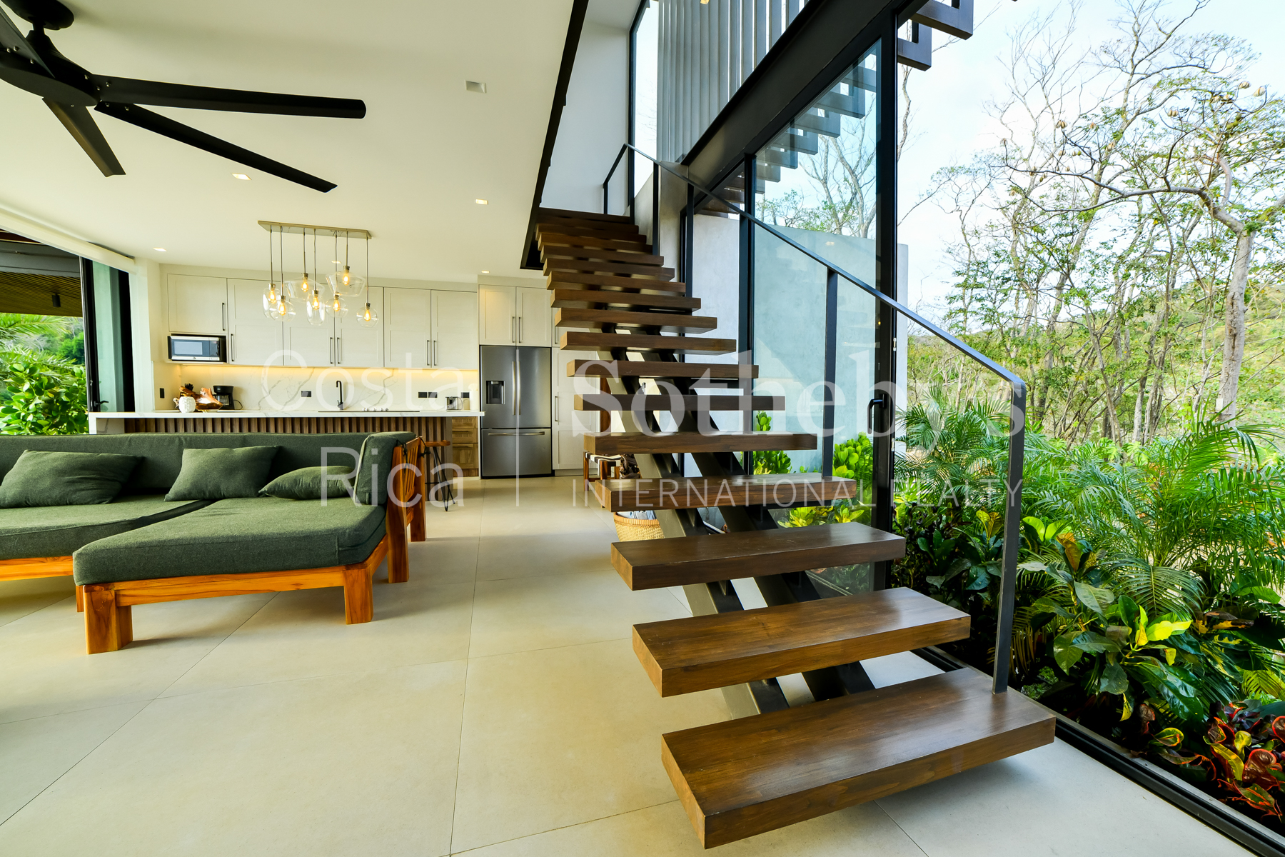  Panoramic Ocean & Mountain View Home - 物件實景