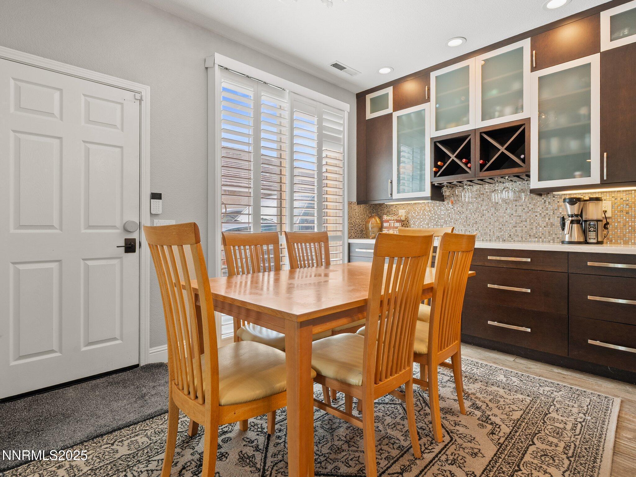 Sparks, Nevada, 89436, United States, 4 Bedrooms Bedrooms, ,3 BathroomsBathrooms,Residential,For Sale,1948184