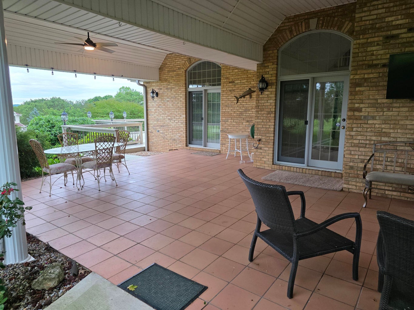 Somerset, Kentucky, 42503, United States, 4 Bedrooms Bedrooms, ,4 BathroomsBathrooms,Residential,For Sale,2048001
