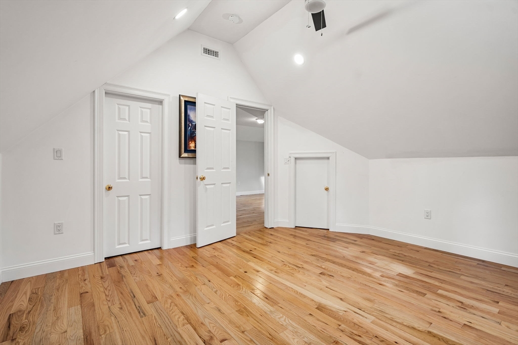 Groton, Massachusetts, 01450, United States, 3 Bedrooms Bedrooms, ,3 BathroomsBathrooms,Residential,For Sale,1987662