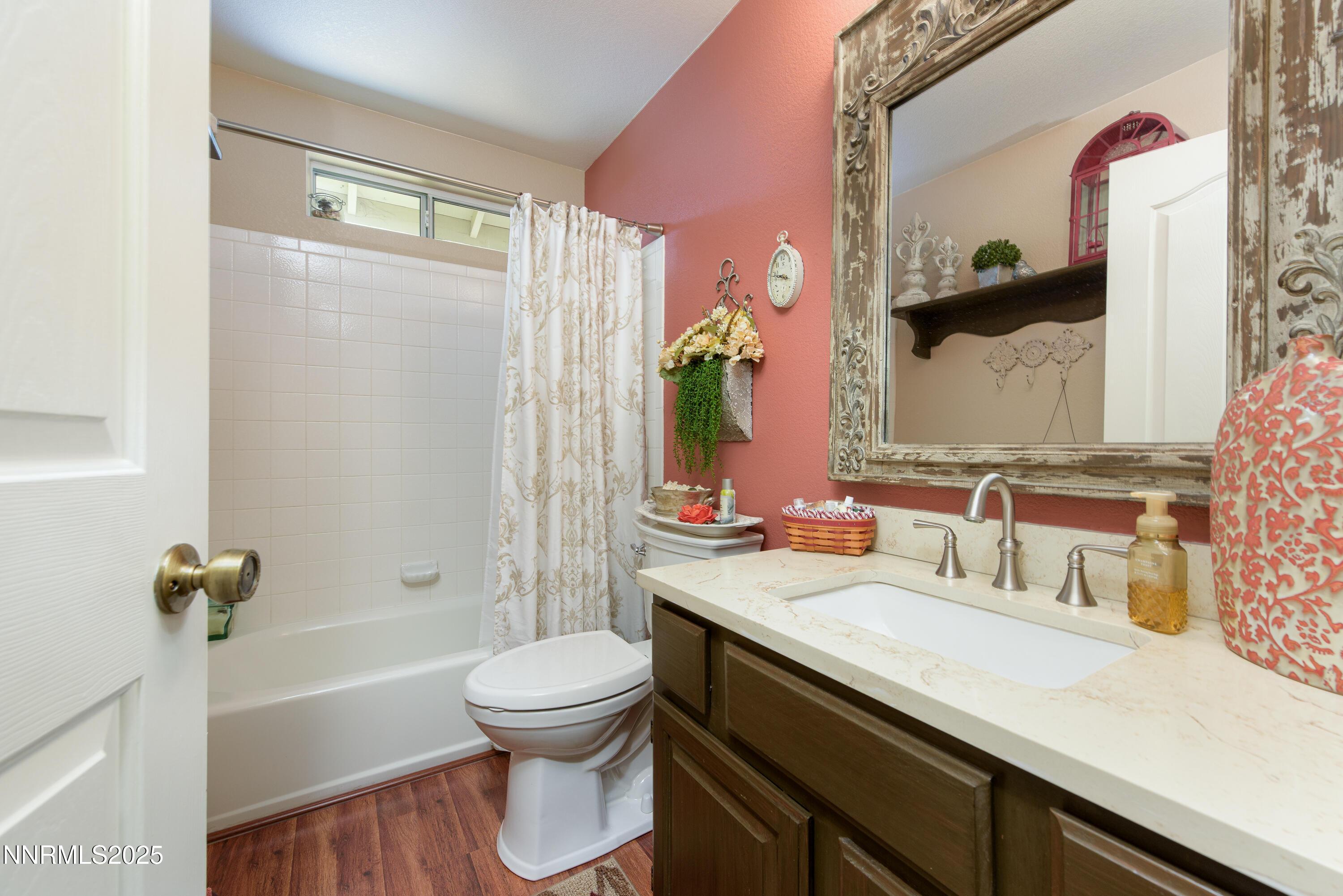 Minden, Nevada, 89423, United States, 3 Bedrooms Bedrooms, ,3 BathroomsBathrooms,Residential,For Sale,1947991