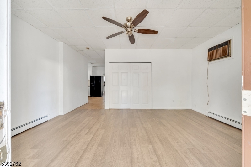 Rahway City, New Jersey, 07065, United States, 5 Bedrooms Bedrooms, ,2 BathroomsBathrooms,Residential,For Sale,1968734