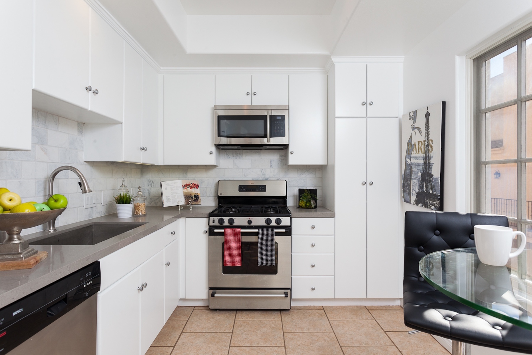  851 North San Vicente Boulevard, 308 - 物件實景