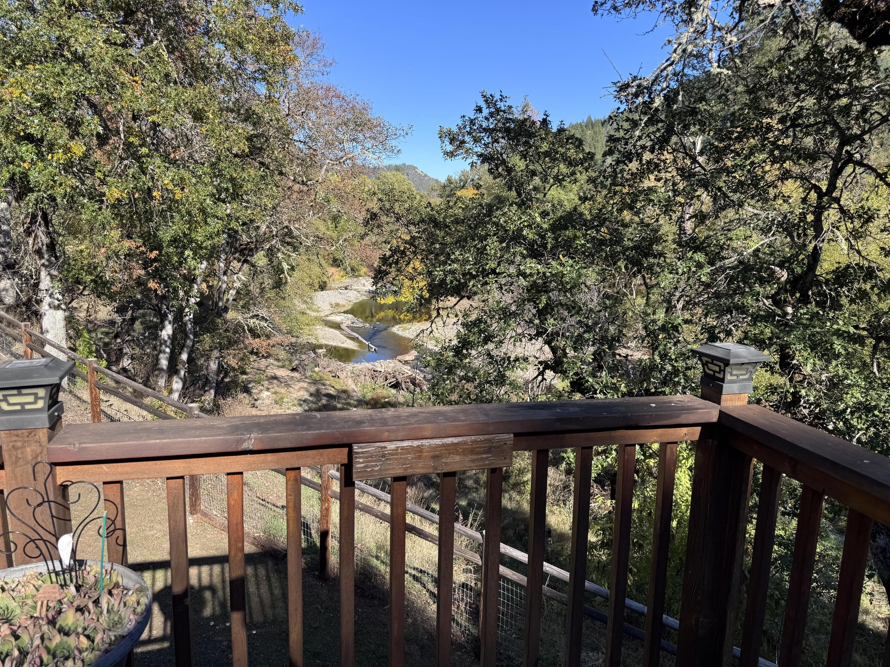 Rogue River, Oregon, 97537, United States, 3 Bedrooms Bedrooms, ,4 BathroomsBathrooms,Residential,For Sale,1982617