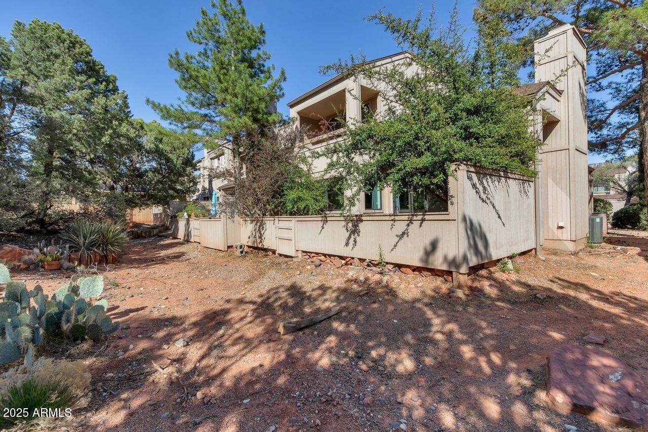Sedona, Arizona, 86336, United States, 2 Bedrooms Bedrooms, ,Residential,For Sale,1919961