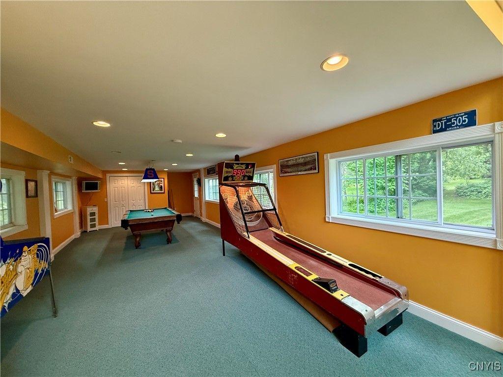 Fayetteville, New York, 13066, United States, 5 Bedrooms Bedrooms, ,3 BathroomsBathrooms,Residential,For Sale,1868500