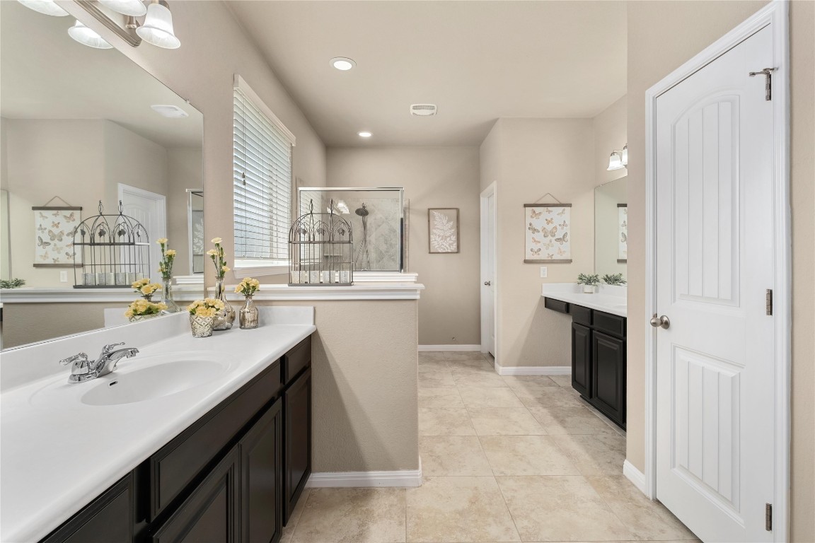 Buda, Texas, 78610, United States, 5 Bedrooms Bedrooms, ,4 BathroomsBathrooms,Residential,For Sale,1962354