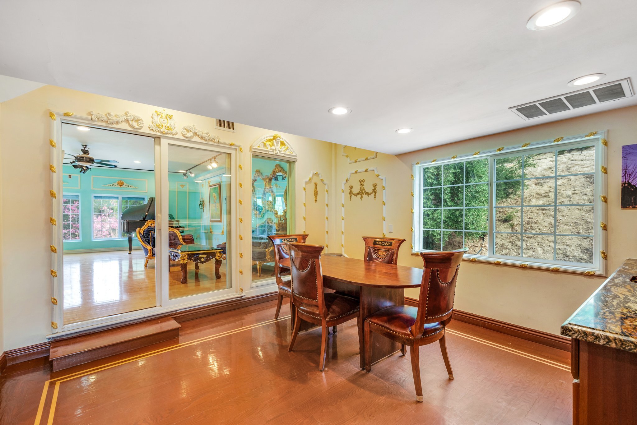  21128 Bellini Dr - 物件實景