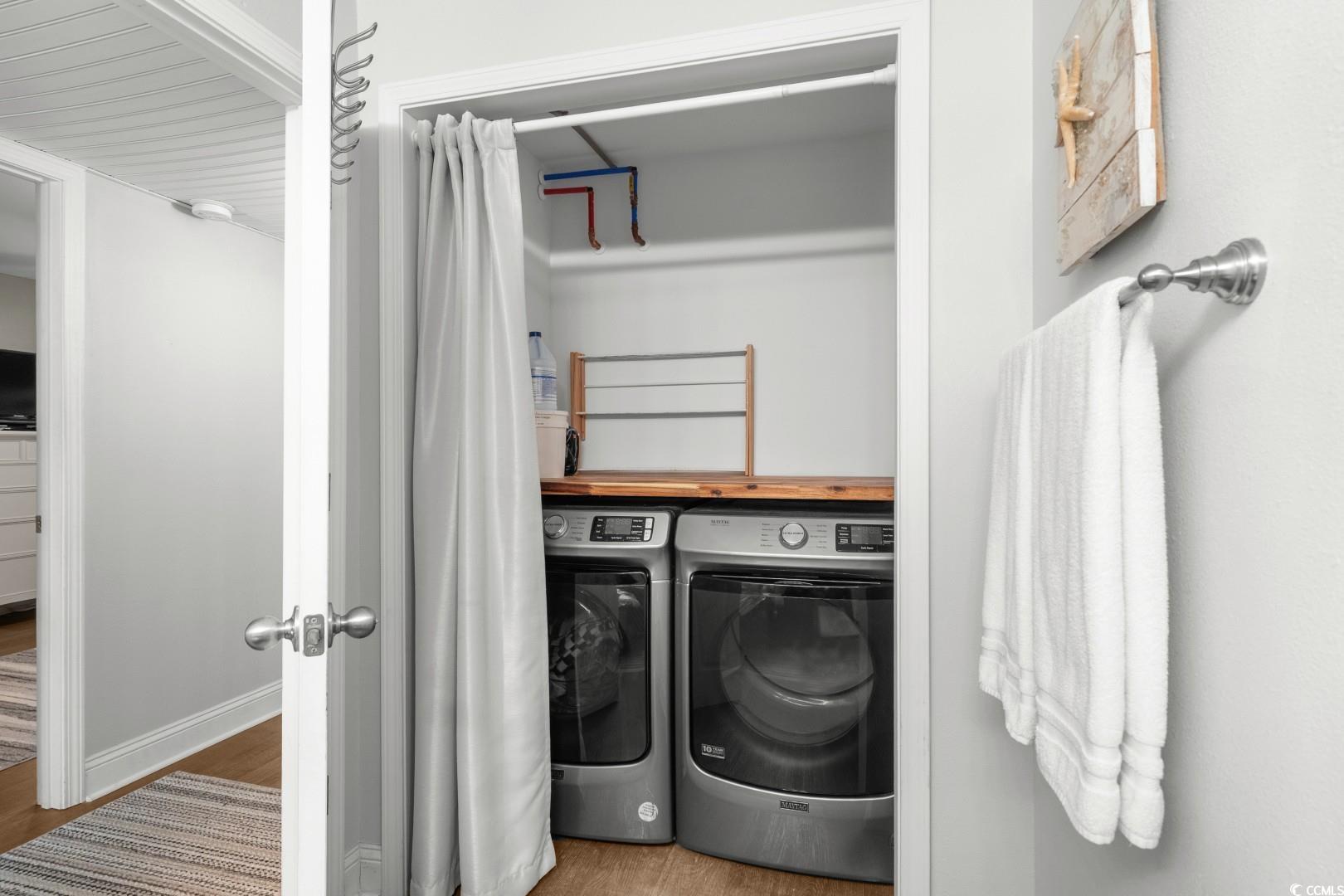 North Myrtle Beach, South Carolina, 29582, United States, 6 Bedrooms Bedrooms, ,3 BathroomsBathrooms,Residential,For Sale,1994221