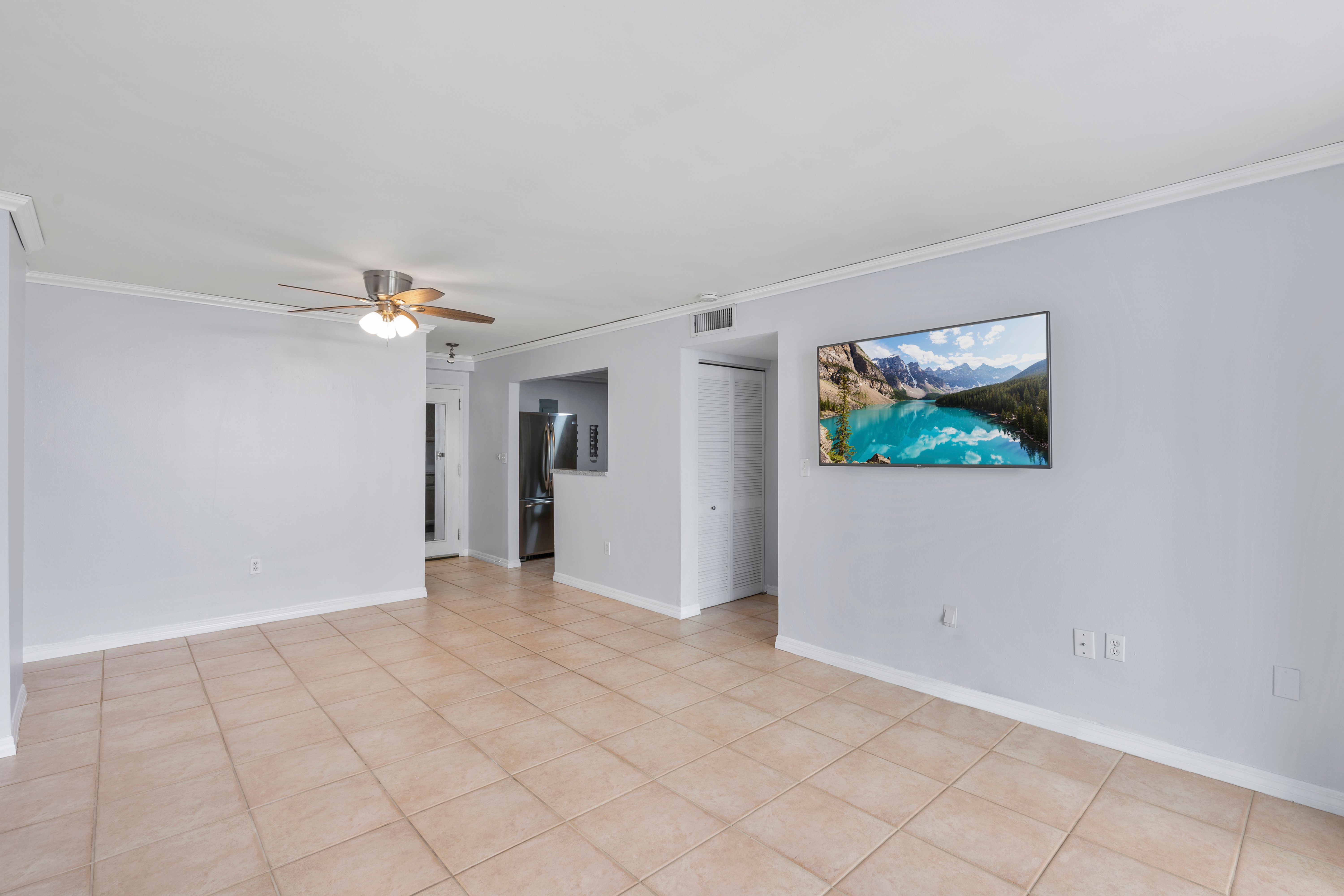  1605 Bay Rd, Miami Beach, FL, 33139 - 物件實景