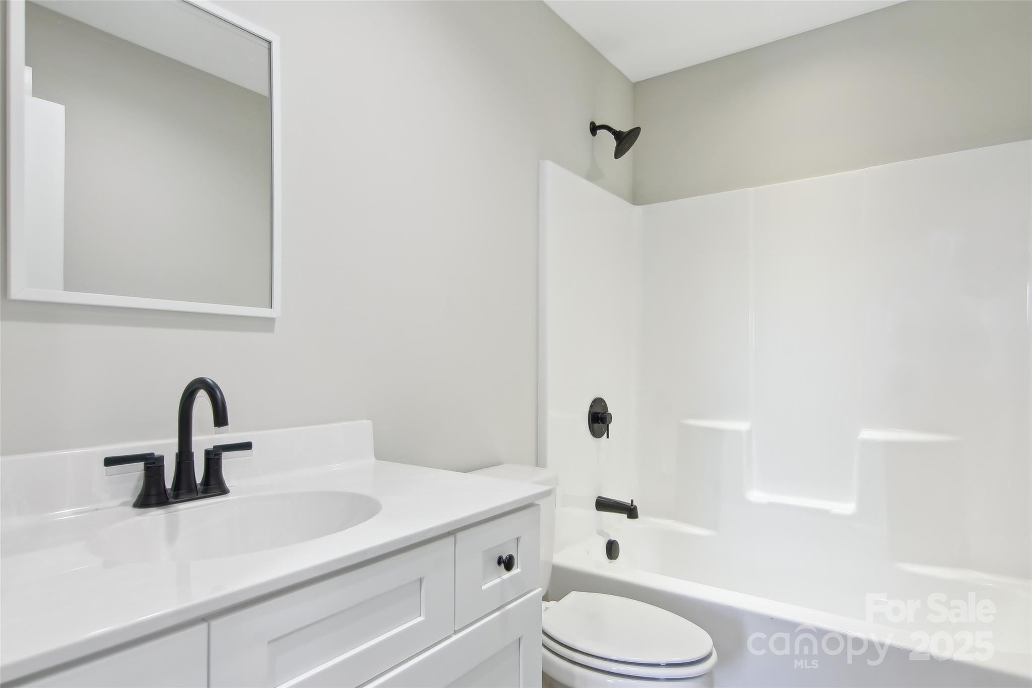 Asheville, North Carolina, 28806, United States, 3 Bedrooms Bedrooms, ,4 BathroomsBathrooms,Residential,For Sale,1915518
