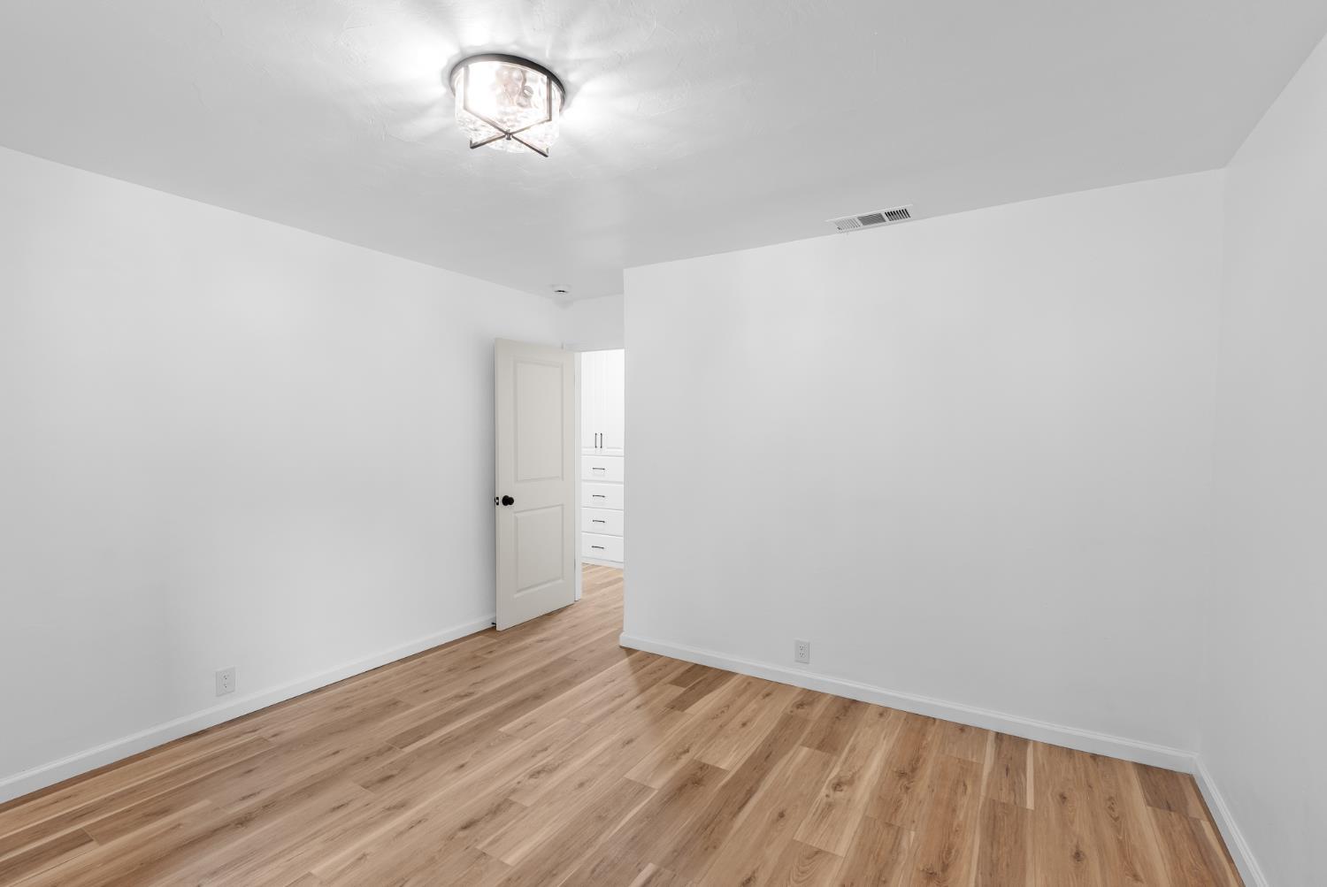 Modesto, California, 95350, United States, 4 Bedrooms Bedrooms, ,2 BathroomsBathrooms,Residential,For Sale,2001557